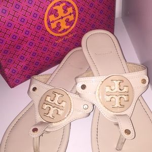 Cream colored Tory burch flats